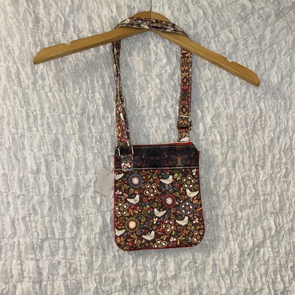 Hancock Fabrics: Crossbody Bag, Adjustable Strap - Picture 4 of 13